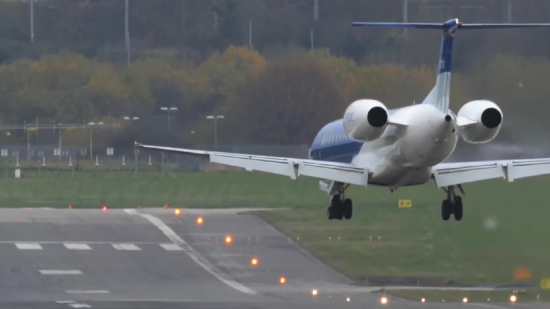 Plane Slides while Landing